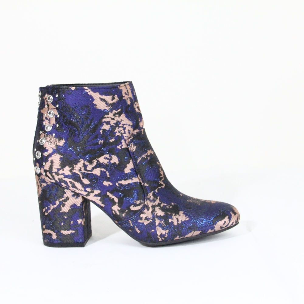 Guess Boots NEW Women Brocade Ankle Bootie Fashion Shoe